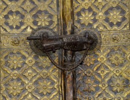 Gate of the palace - Patan
