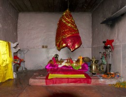 Main idol of Urgratara Temple 