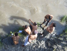 People performing ritual ( Shraddha ) during Kushe Aushi at Gokarna