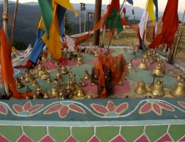 offerings at Urgratara Temple 